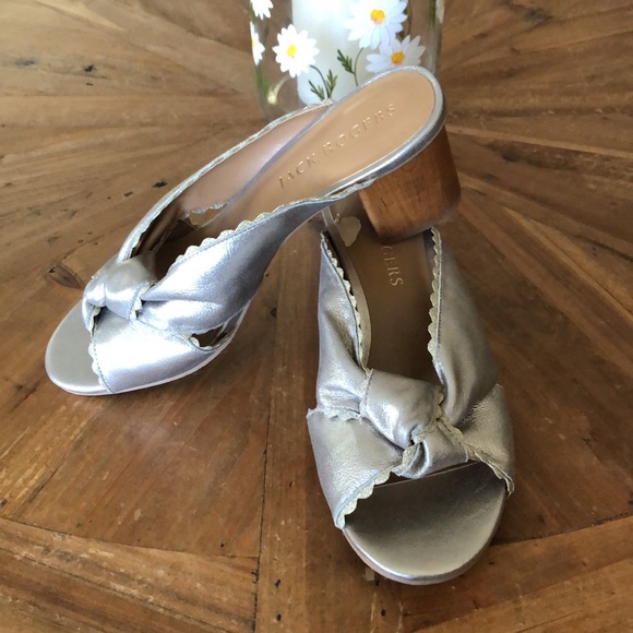 JACK ROGERS BLOCK HEELED MULE SIZE 9 - Picture 4 of 8